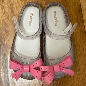 Mini Melissa cute little girls shoes with bows